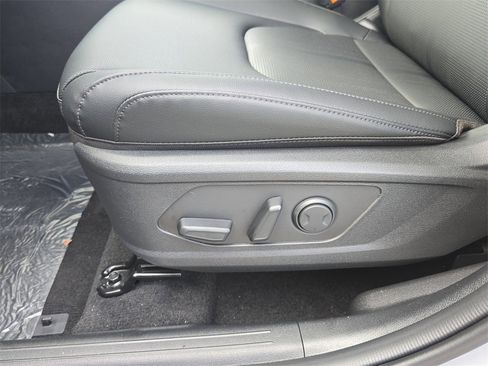 New 2026 Kia Sportage EX image 21