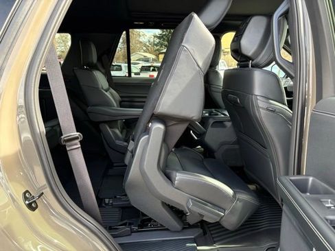 New 2026 Ford Expedition Platinum w/ Stealth Appearance Package image 41