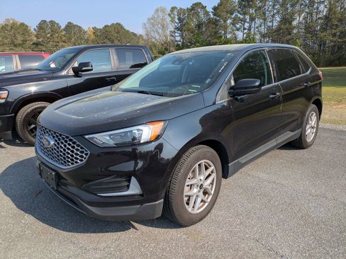 Used 2024 Ford Edge SEL image 2