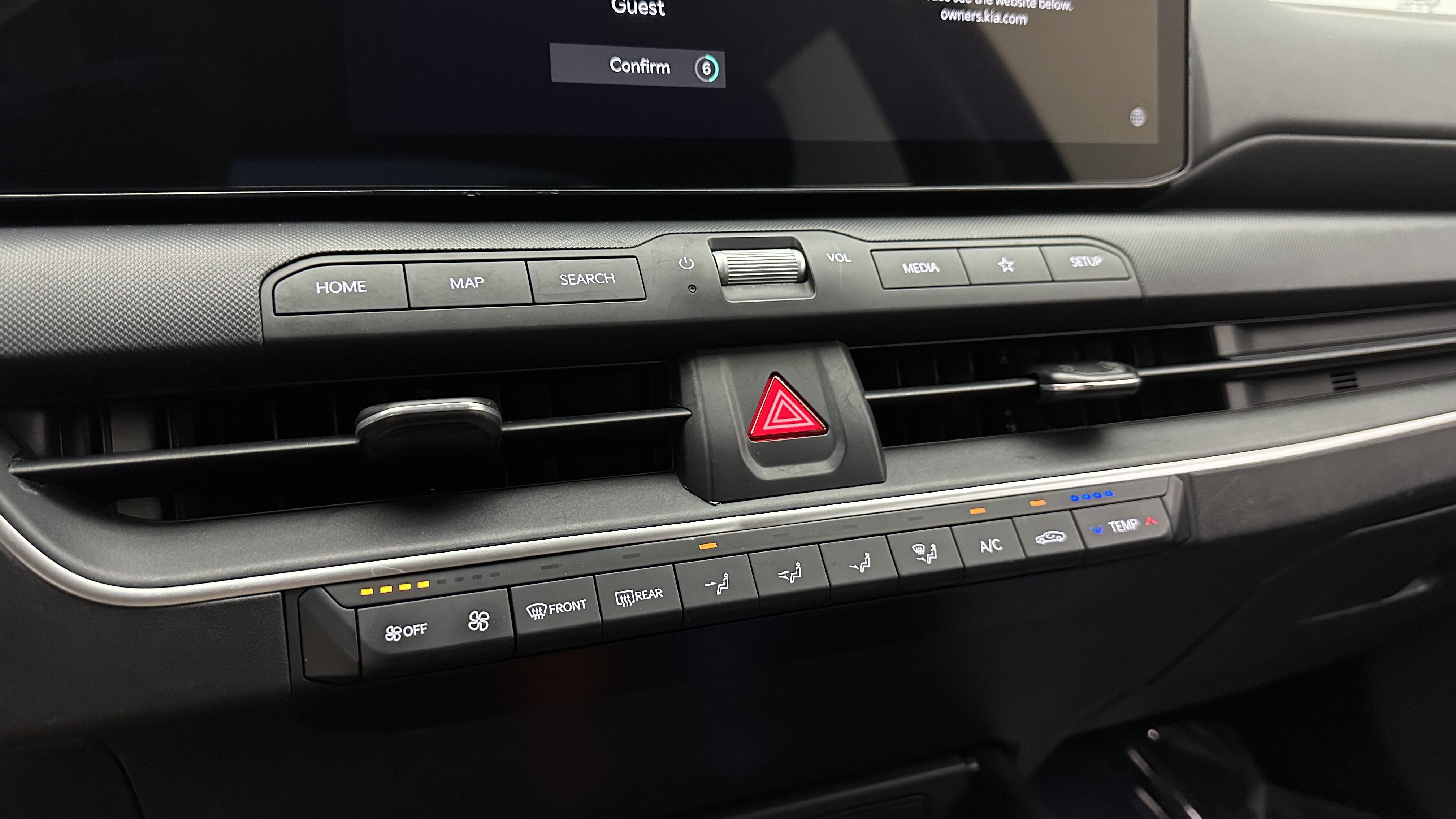 Used 2025 Kia K4 FWD image 17