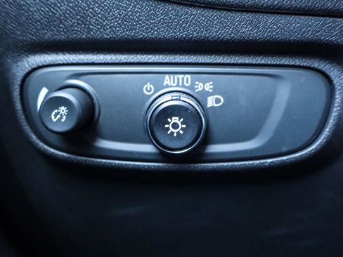 Used 2024 Chevrolet Equinox LT image 21