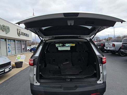 Used 2019 Chevrolet Traverse LS image 16