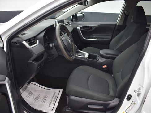 Used 2024 Toyota RAV4 LE image 13