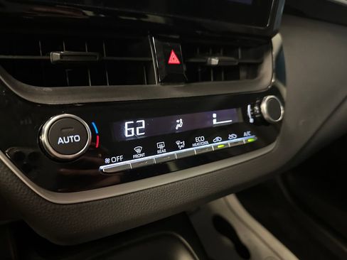 Used 2023 Toyota Corolla LE FWD image 14