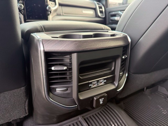 Used 2026 RAM 3500 Laramie w/ Night Edition AWD/4WD image 32