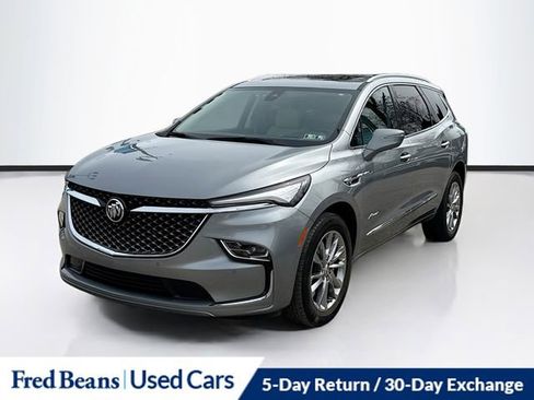 Used 2024 Buick Enclave Avenir w/ Avenir Technology Package AWD/4WD image 3