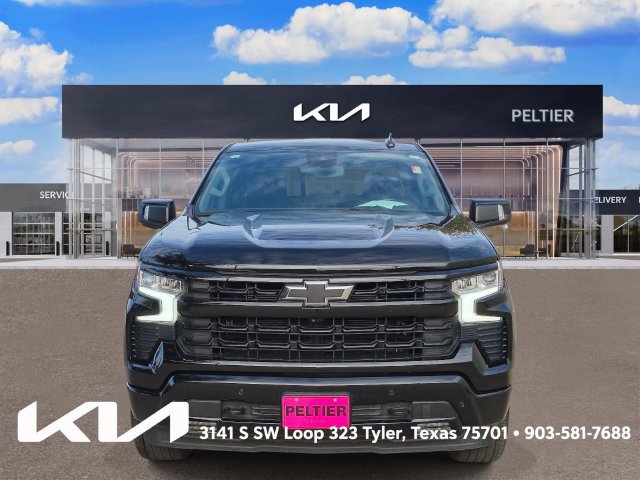 Used 2025 Chevrolet Silverado 1500 RST RWD image 2
