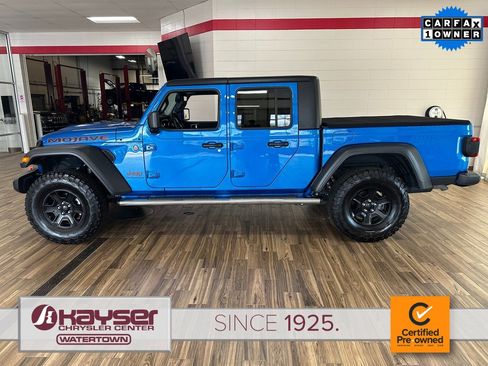 Certified 2020 Jeep Gladiator Mojave w/ Dual Top Group image 2