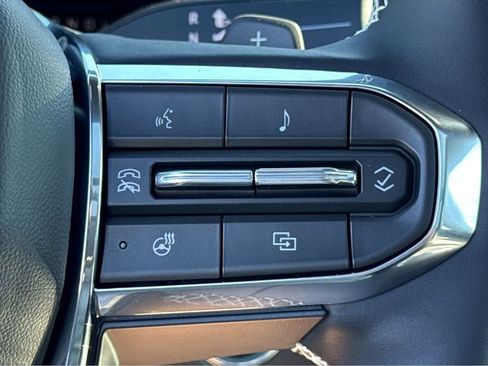 New 2026 GMC Acadia Denali w/ Super Cruise Package image 18