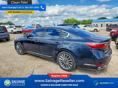 Used 2017 Kia Cadenza Premium w/ Luxury Package FWD image 3