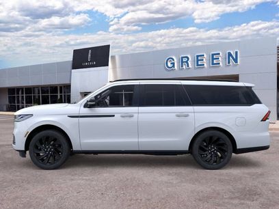 New 2026 Lincoln Navigator L Reserve w/ Jet Appearance Package