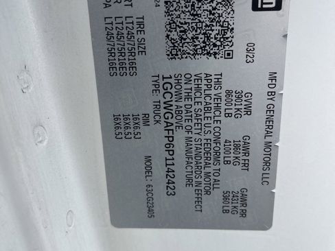 Used 2023 Chevrolet Express 2500 w/ Driver Convenience Package image 30