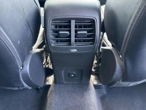 Used 2024 Ford Escape Platinum AWD/4WD image 32