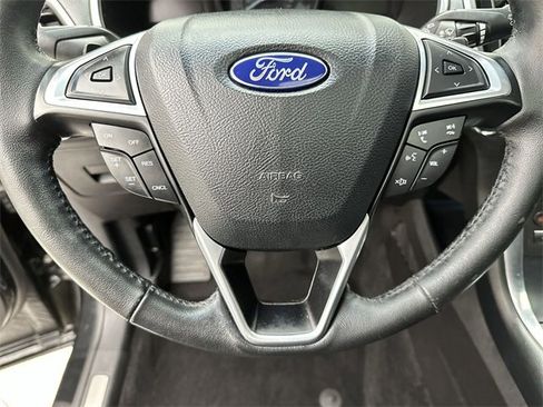 Used 2015 Ford Edge Sport image 14
