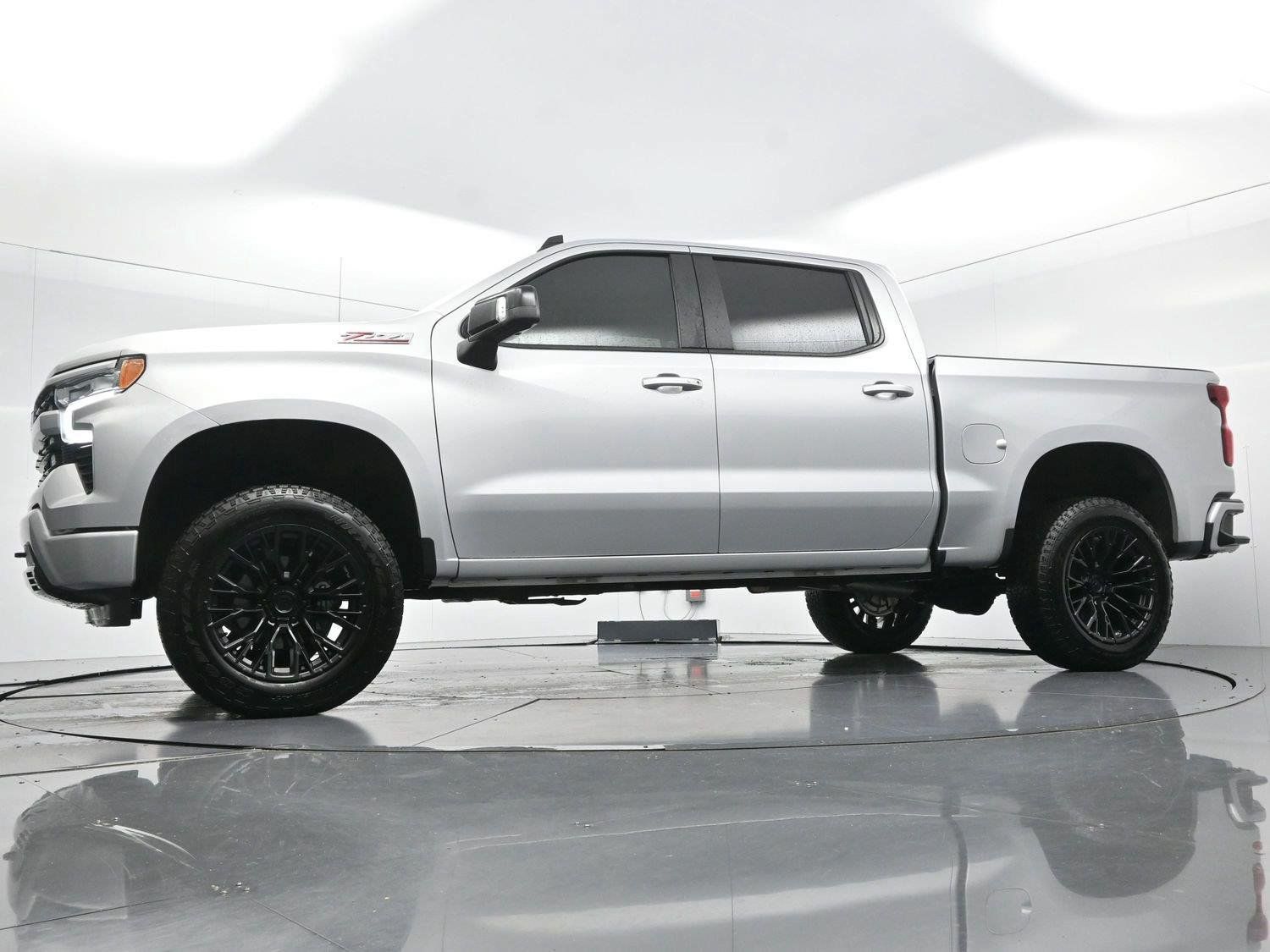 Used 2022 Chevrolet Silverado 1500 RST w/ RST All Star Premium Package AWD/4WD image 46