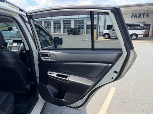 Used 2014 Subaru Crosstrek 2.0i Limited AWD/4WD image 33