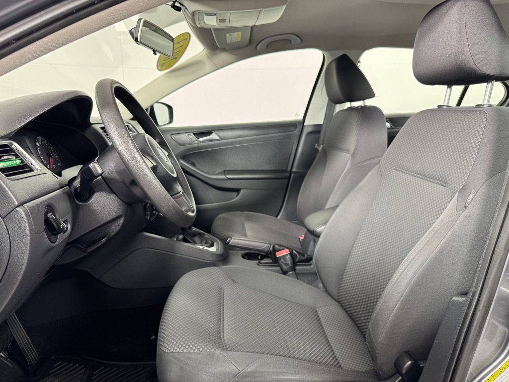 Used 2013 Volkswagen Jetta Sedan FWD image 10