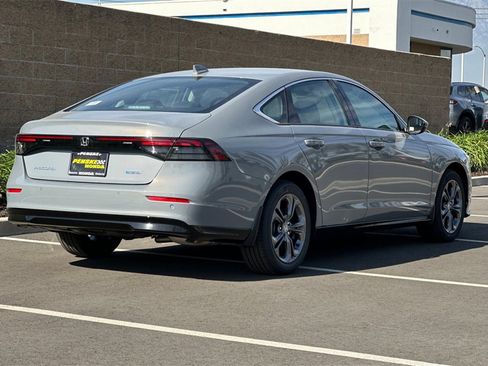 New 2025 Honda Accord EX-L image 4