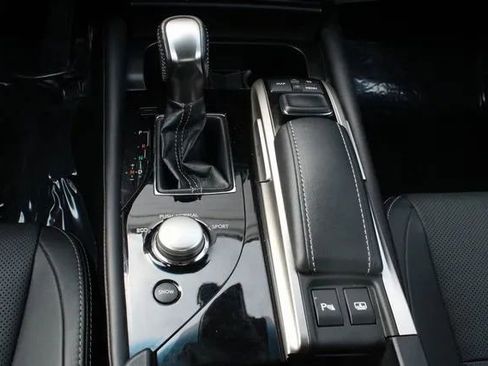 Used 2016 Lexus GS 350 AWD image 36