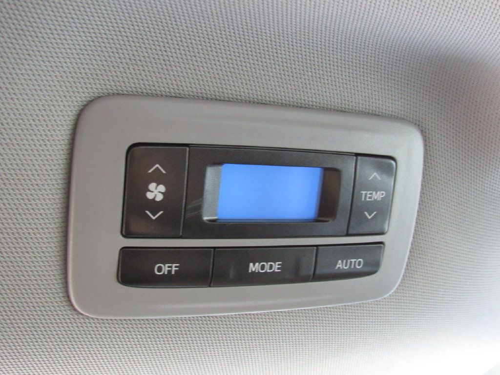 Certified 2020 Toyota Sienna L FWD image 29
