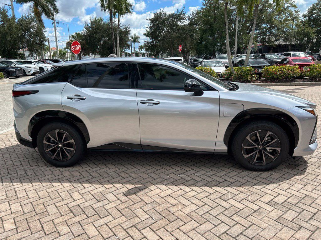 Used 2026 Lexus RZ 350e 2WD w/ Convenience Package image 2