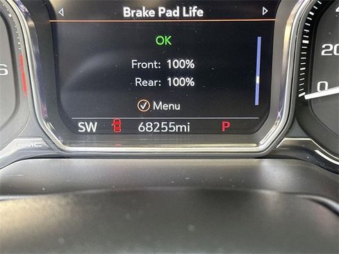 Used 2021 GMC Yukon SLT image 11