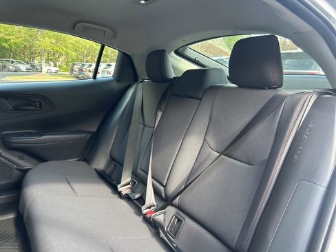 New 2026 Toyota Prius SE image 9