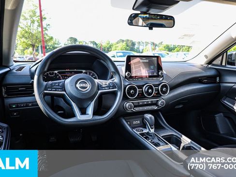 Used 2024 Nissan Sentra SV FWD image 27