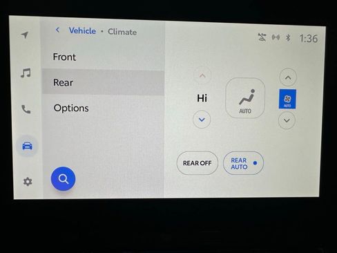Used 2025 Toyota Sienna LE image 32
