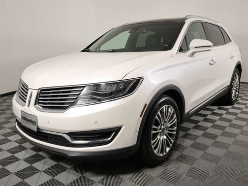 Used 2017 Lincoln MKX Reserve w/ Luxury Package image 5