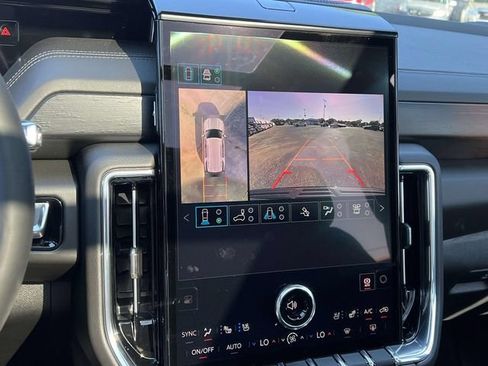 New 2026 GMC Yukon Denali w/ Denali Reserve Package AWD/4WD image 26