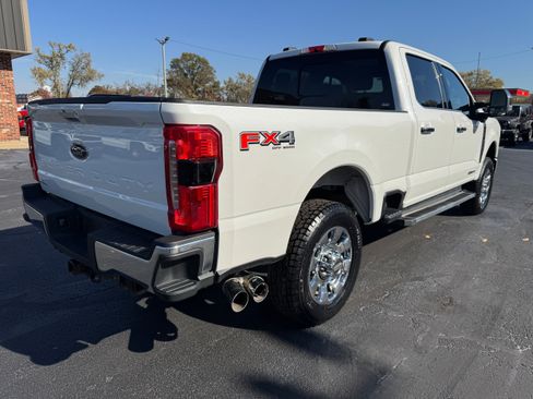 Used 2024 Ford F350 Lariat w/ Chrome Package image 7