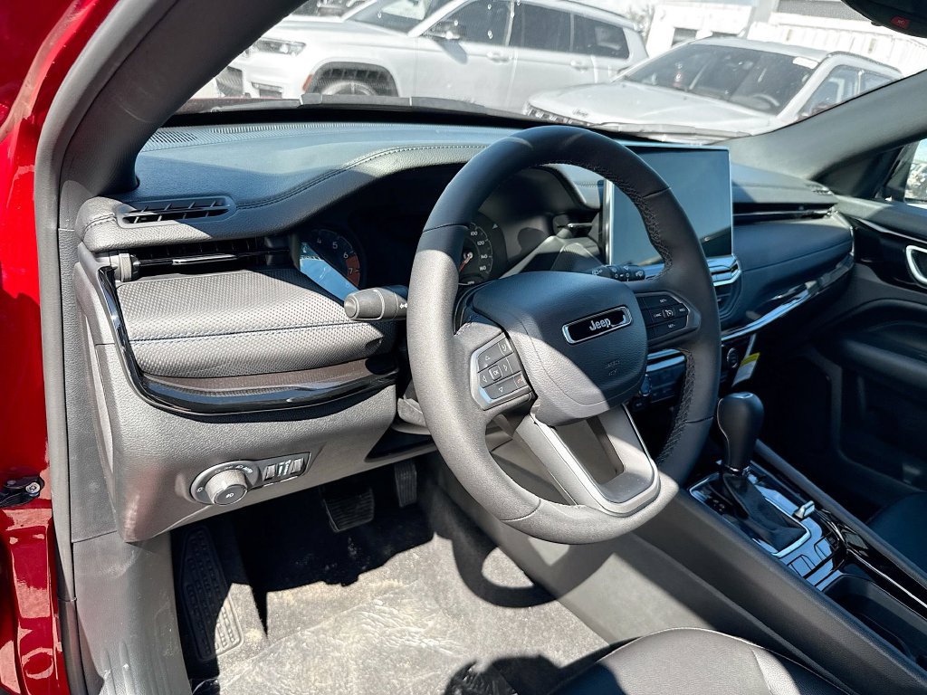New 2026 Jeep Compass Latitude AWD/4WD image 9