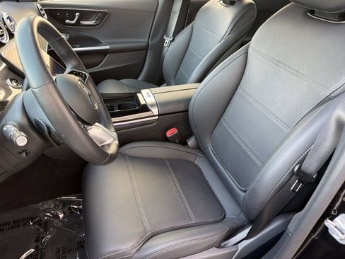Certified 2026 Mercedes-Benz C 300 4MATIC Sedan image 5