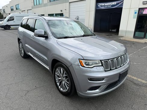 Used 2018 Jeep Grand Cherokee Summit w/ Platinum Series Group AWD/4WD image 14