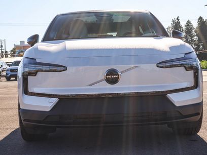 New 2026 Volvo EX30 Ultra w/ Climate Package