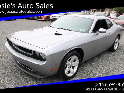 Used 2014 Dodge Challenger SXT
