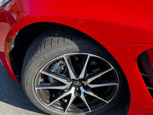 Used 2024 Toyota GR86 image 10