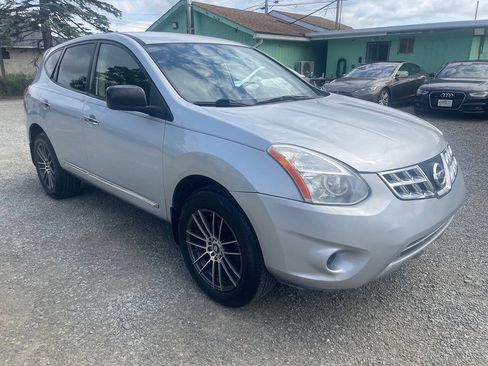 Used 2012 Nissan Rogue S AWD/4WD image 4