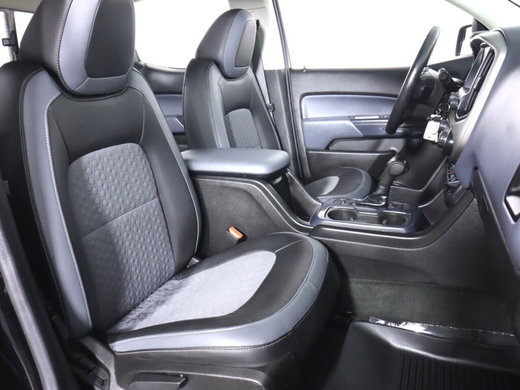 Used 2016 Chevrolet Colorado Z71 AWD/4WD image 34
