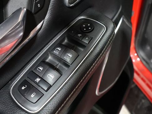 Used 2020 RAM 1500 Laramie image 16