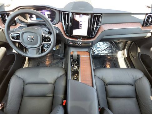 Used 2024 Volvo XC60 T8 Plus w/ Protection Package Premier AWD/4WD image 16