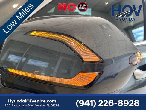 Used 2024 Hyundai Palisade Calligraphy FWD image 9