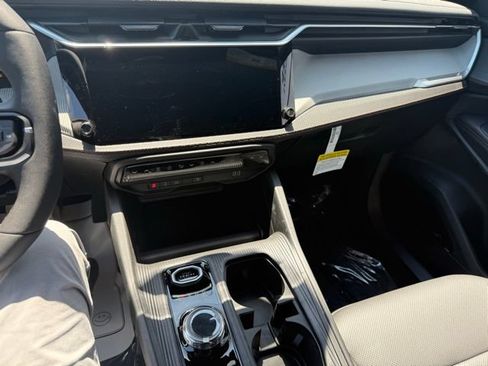 New 2026 Jeep Cherokee Limited AWD/4WD image 14