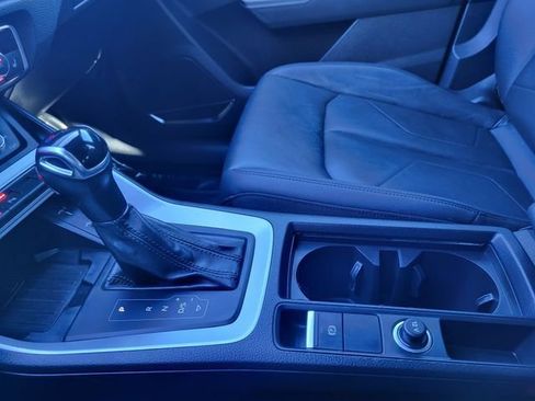 Used 2020 Audi Q3 2.0T Premium Plus w/ Premium Plus Package image 27