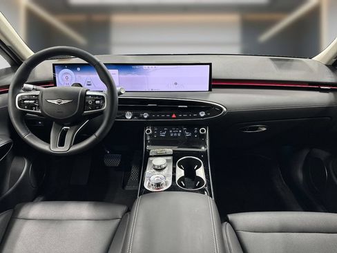 Certified 2026 Genesis GV70 2.5T AWD/4WD image 13