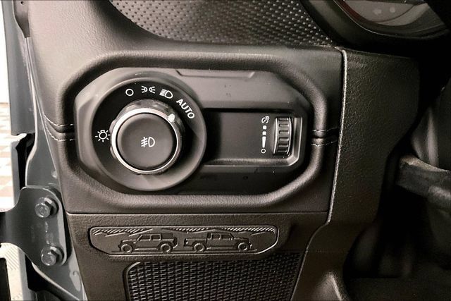 Used 2024 Jeep Wrangler Rubicon w/ Capability Package AWD/4WD image 33