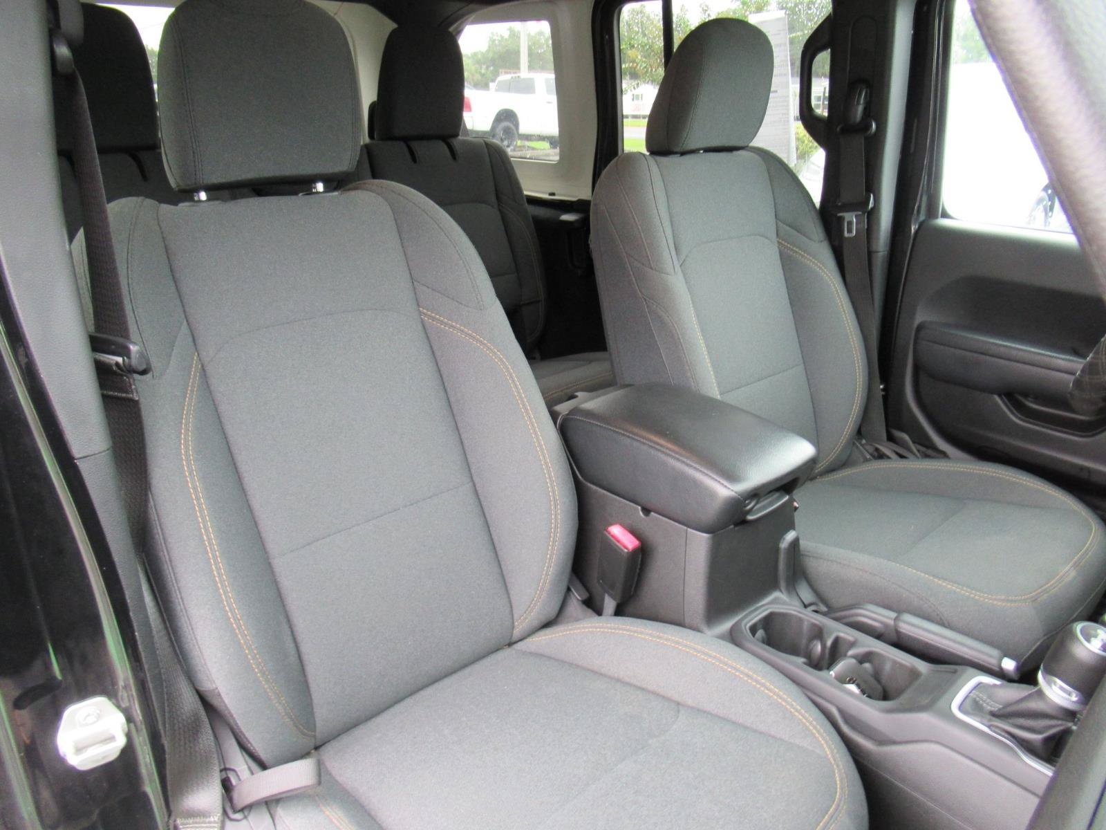Used 2024 Jeep Wrangler Unlimited Sport AWD/4WD image 8