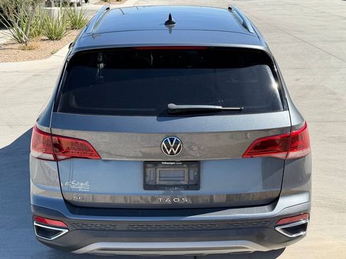 Used 2022 Volkswagen Taos SE image 6