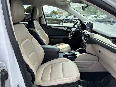 Used 2021 Ford Escape SEL AWD/4WD image 23